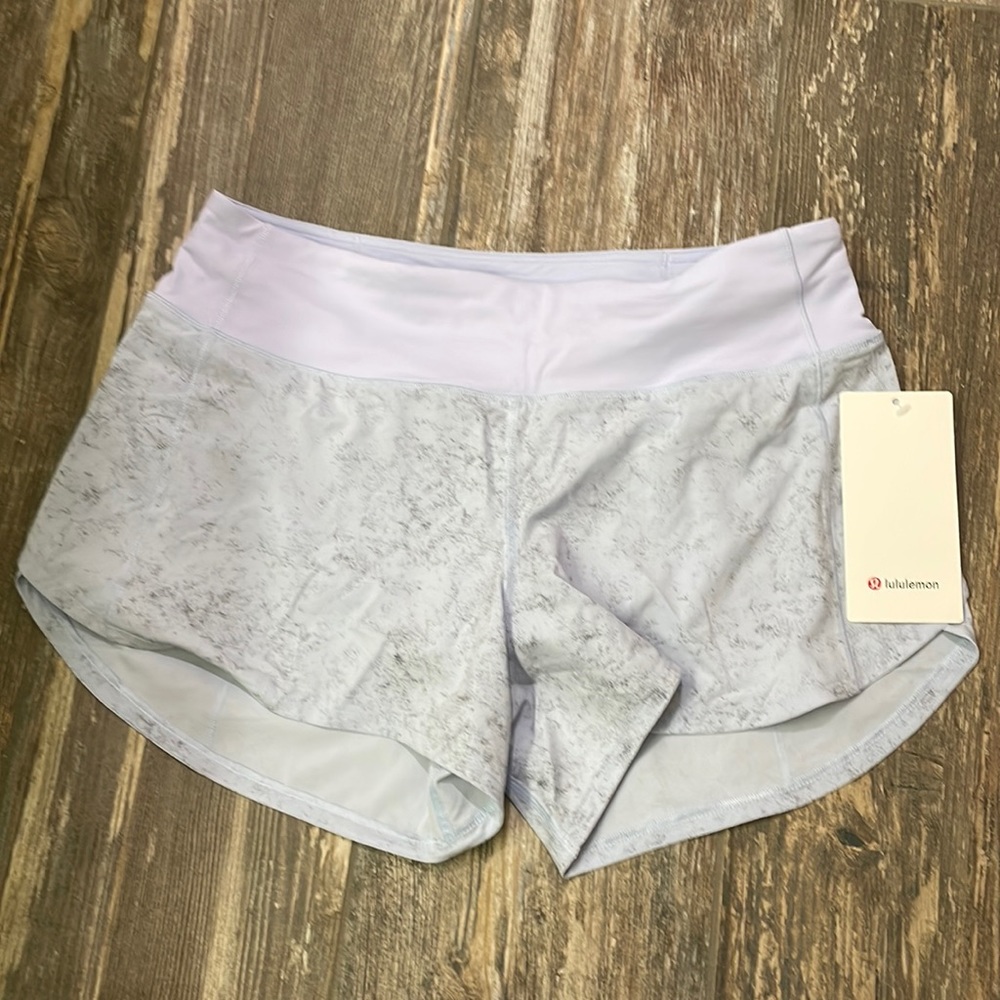 Lululemon Speed Up short